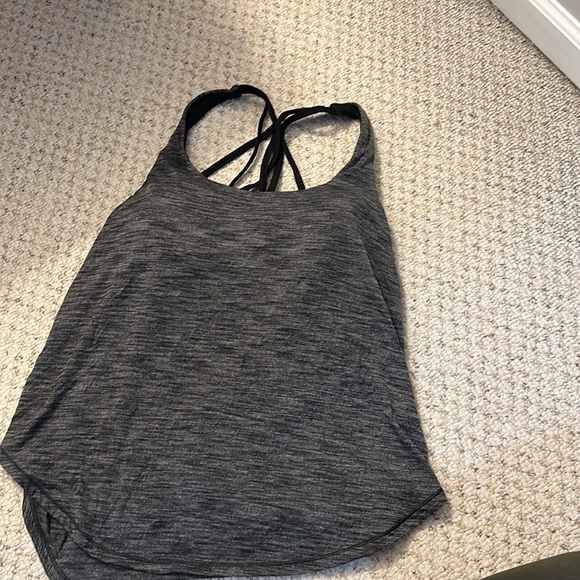 Lululemon work out tank with built in bra - Picture 2 of 2
